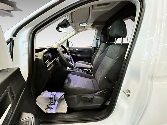 Ford Transit Connect 8 of 10