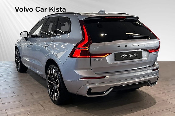 Volvo XC60 4 of 5