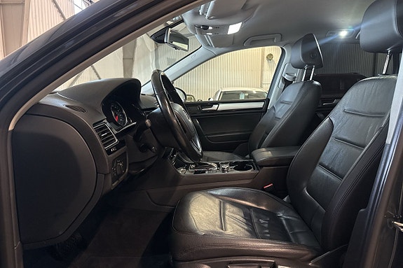 Volkswagen Touareg 15 of 21