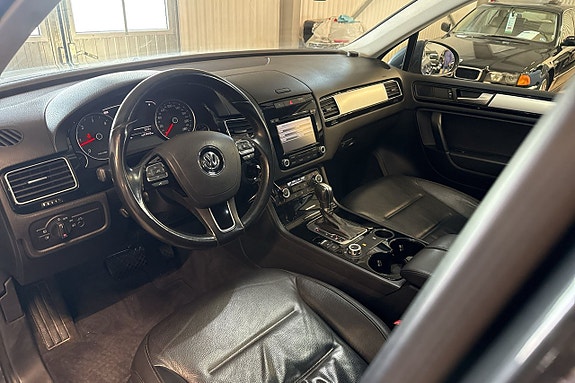 Volkswagen Touareg 14 of 21