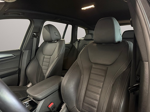 BMW X3 9 of 23