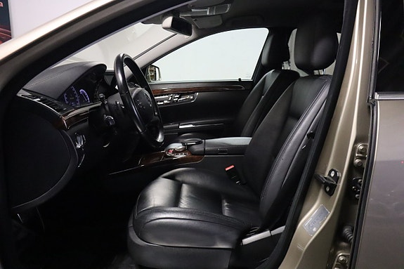 Mercedes-Benz S350 9 of 21