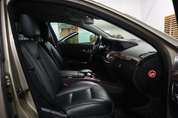 Mercedes-Benz S350 10 of 21