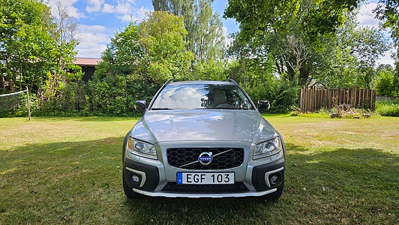 Volvo XC70 3 of 5