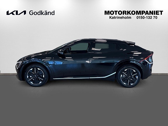 Kia EV6 4 of 5
