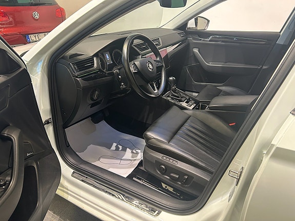 Skoda Superb 5 of 5