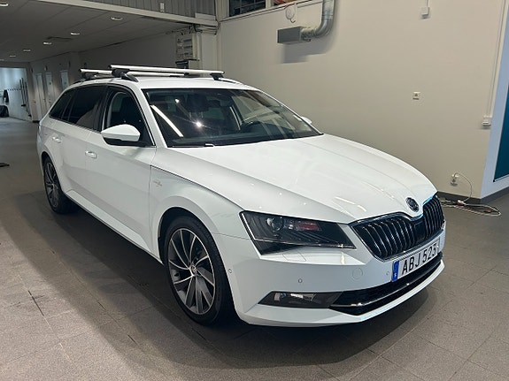 Skoda Superb 4 of 5