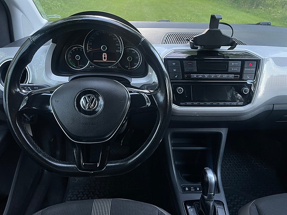 Volkswagen e-Up! 5 of 5