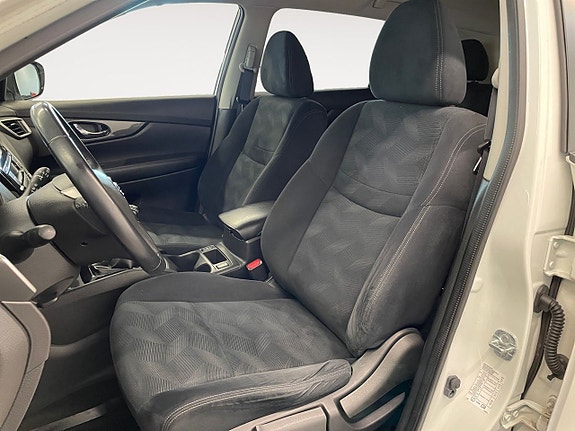 Nissan X-Trail 9 of 23