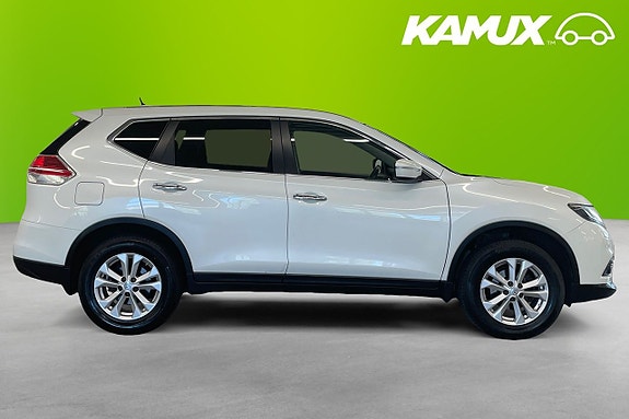 Nissan X-Trail 2 of 23
