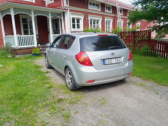 Kia Ceed 3 of 7