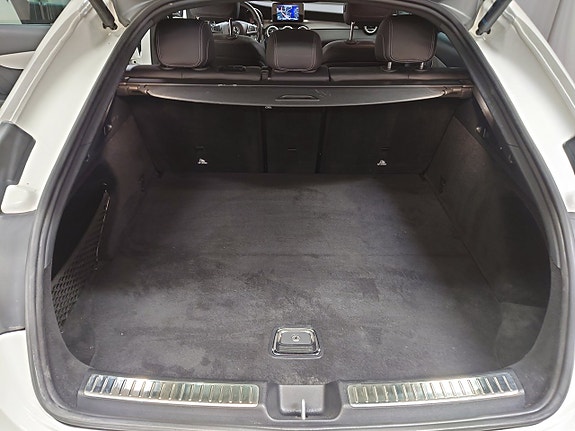 Mercedes-Benz GLC220 d 16 of 17