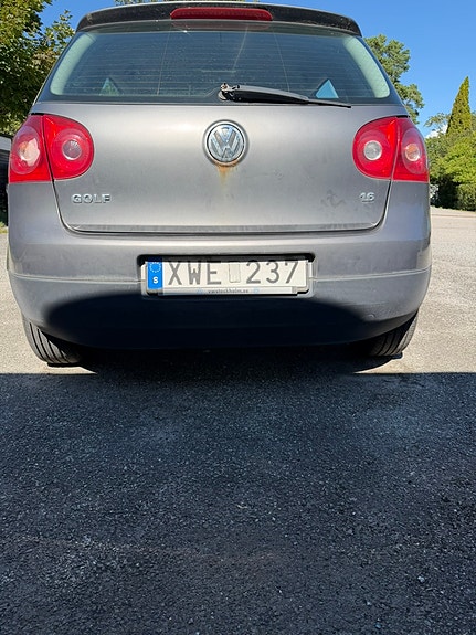 Volkswagen Golf V 8 of 11