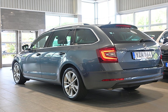 Skoda Octavia 3 of 28