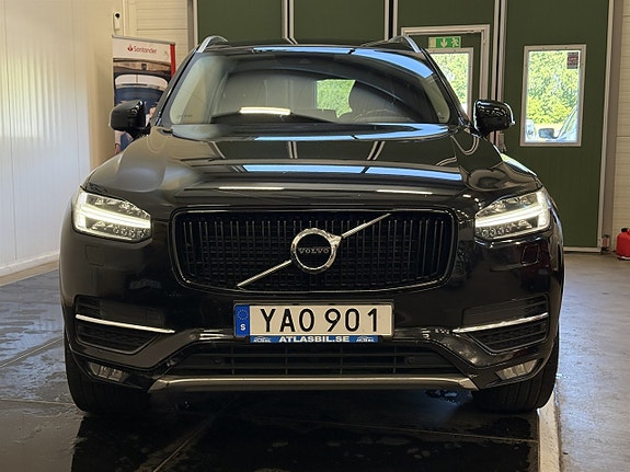 Volvo XC90 9 of 27