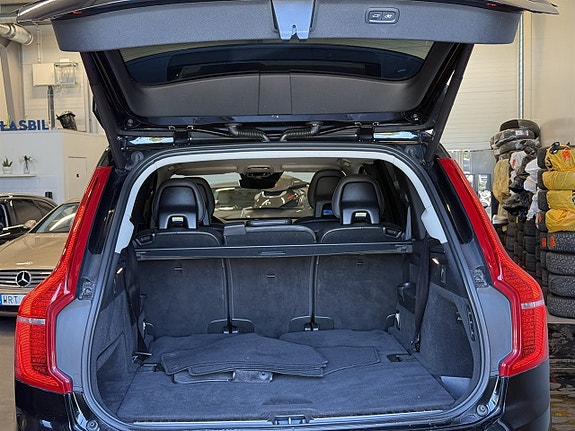 Volvo XC90 5 of 5
