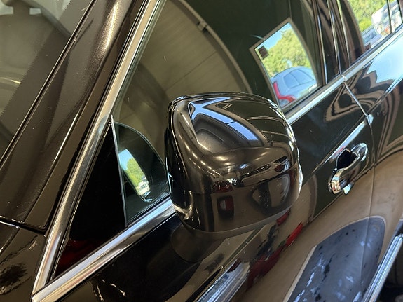 Volvo XC90 15 of 27