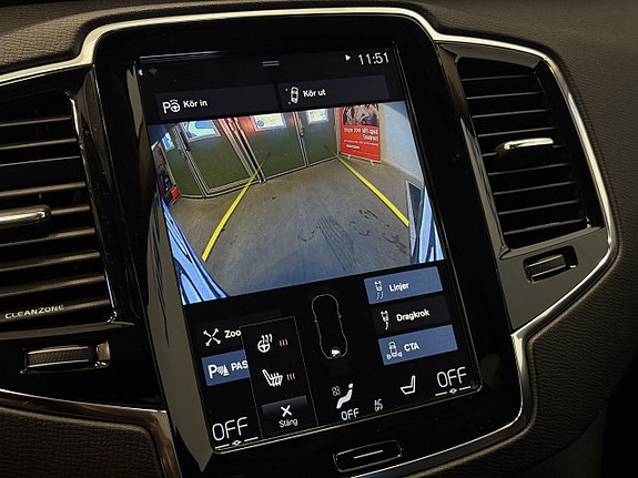 Volvo XC90 20 of 27