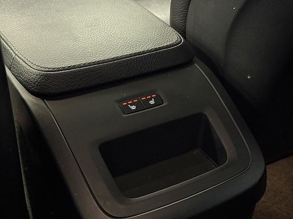 Volvo XC90 23 of 27