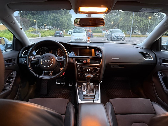 Audi A5 4 of 5