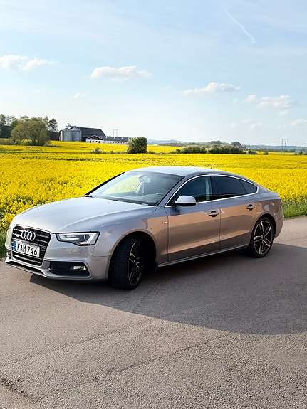 Audi A5 2 of 5