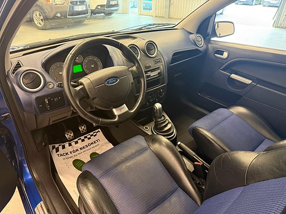 Ford Fiesta 7 of 11