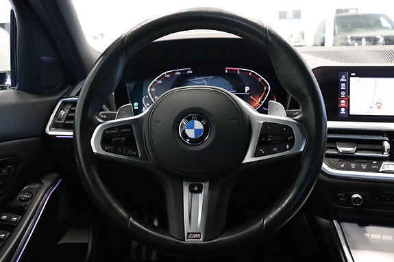 BMW 320d 15 of 30