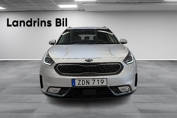 Kia Niro 2 of 5