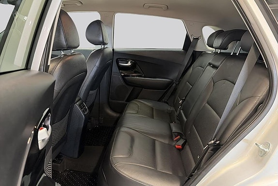 Kia Niro 9 of 18