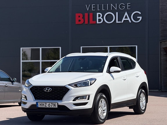 Hyundai Tucson 2 of 5