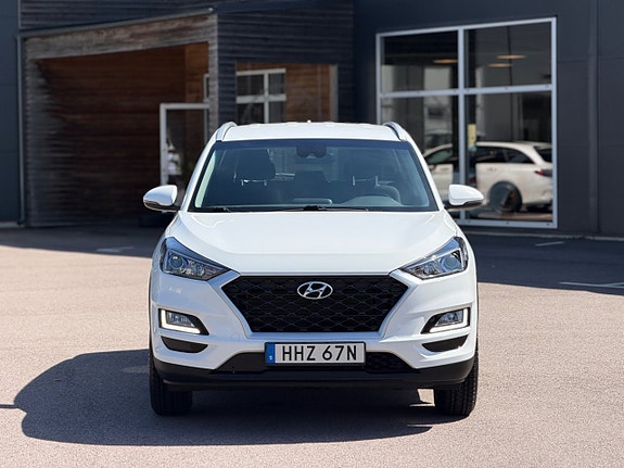 Hyundai Tucson 3 of 5