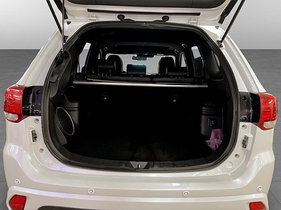 Mitsubishi Outlander 15 of 15