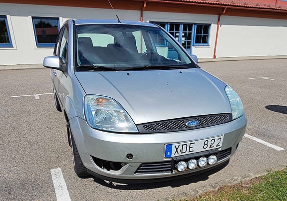 Ford Fiesta 3 of 4