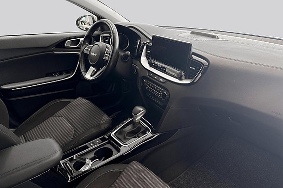 Kia Ceed 12 of 17