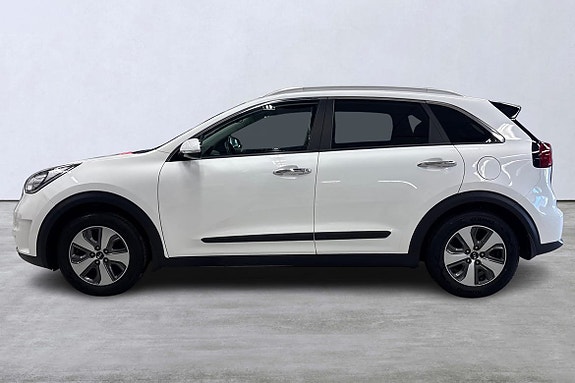 Kia Niro 2 of 5