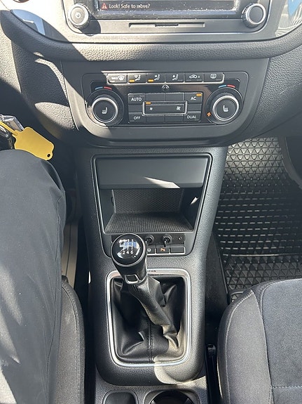 Volkswagen Tiguan 14 of 15