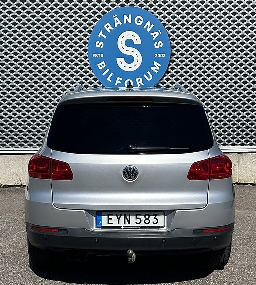 Volkswagen Tiguan 5 of 15