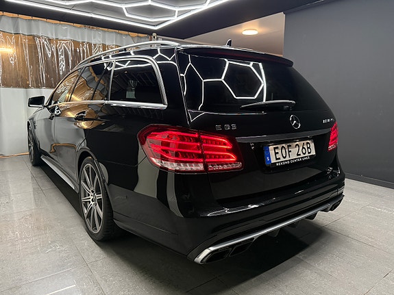 Mercedes-Benz E63 6 of 23