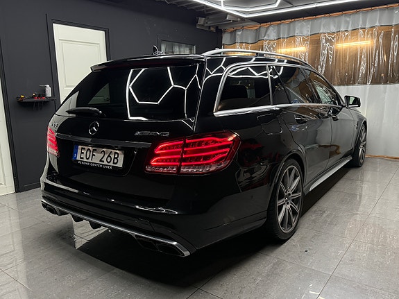 Mercedes-Benz E63 4 of 23