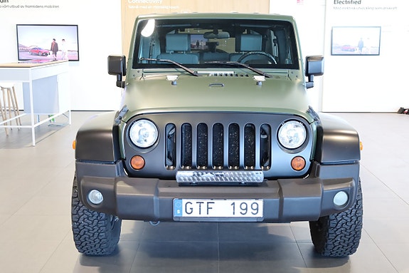 Jeep Wrangler 3 of 15