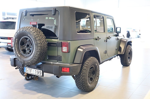 Jeep Wrangler 5 of 15