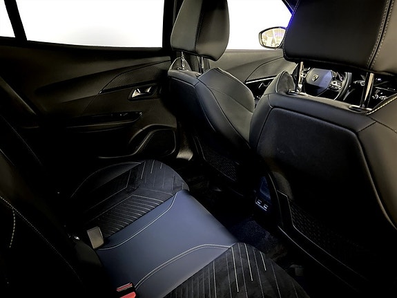 Peugeot 2008 12 of 15