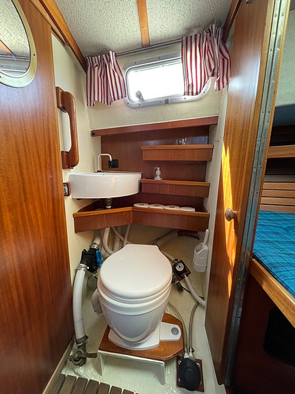 Hallberg Rassy Monsun 31 11 of 25
