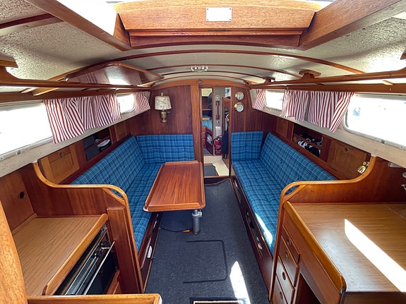 Hallberg Rassy Monsun 31 9 of 25
