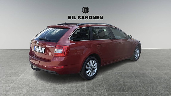 Skoda Octavia 6 of 13