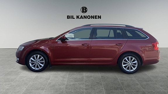 Skoda Octavia 3 of 5