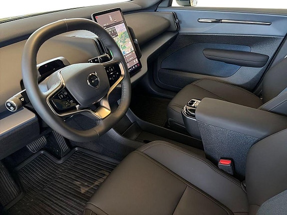 Volvo EX30 9 of 19