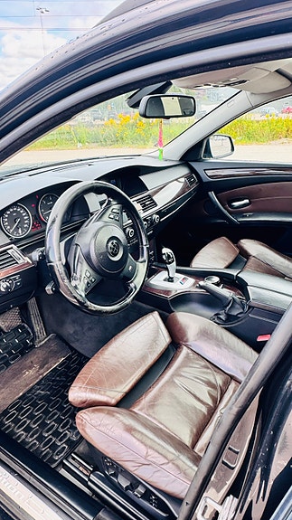 BMW 530d 9 of 14