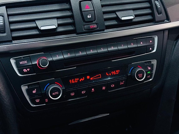 BMW 320d 12 of 24