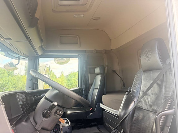 Scania R 490 LB + Tyllis 4PVU 6 of 12